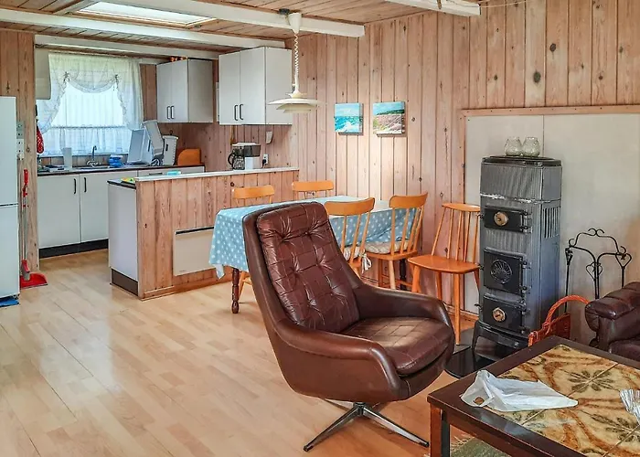 3 Bedroom Awesome Home In Anholt 度假居 *